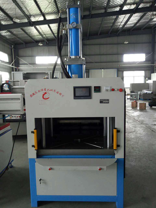 IMD熱壓成型機(jī) IMD熱壓成型機(jī)