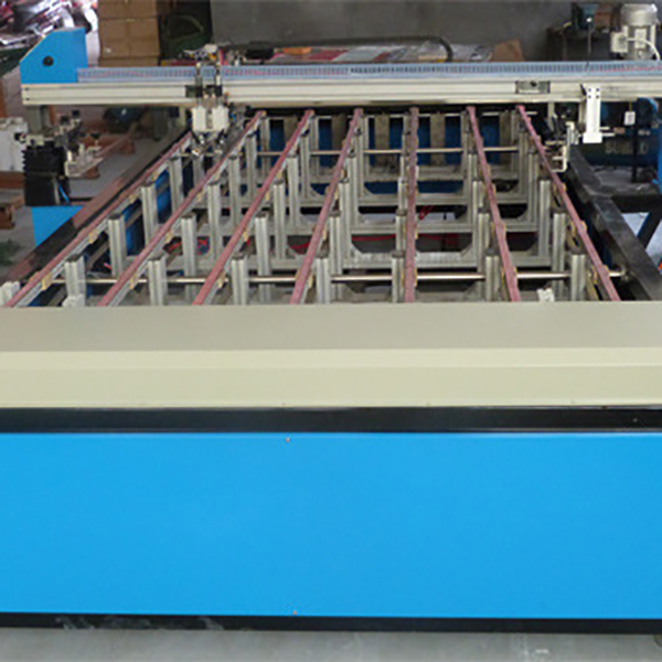 全自動玻璃絲印機容易出現(xiàn)的故障有哪些 全自動玻璃絲印機容易出現(xiàn)的故障有哪些